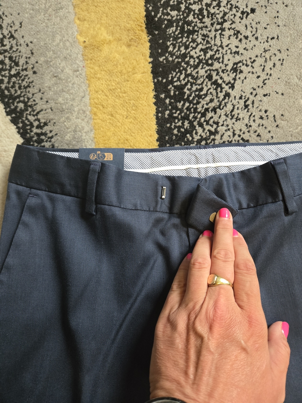 Charles Tyrwhitt Men's Dress Pants in Navy Blue - Picture 4 of 8